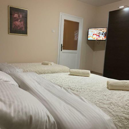 Appartement Apartman Bedem à Nikšić Extérieur photo