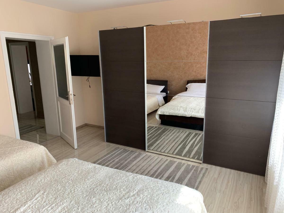 Appartement Apartman Bedem à Nikšić Extérieur photo