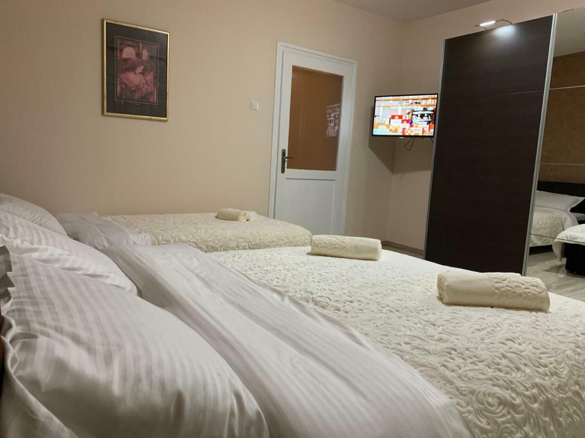 Appartement Apartman Bedem à Nikšić Extérieur photo